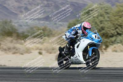 media/Dec-07-2025-CVMA (Sun) [[3e7d2de5dc]]/Race 8-Middleweight Shootout/